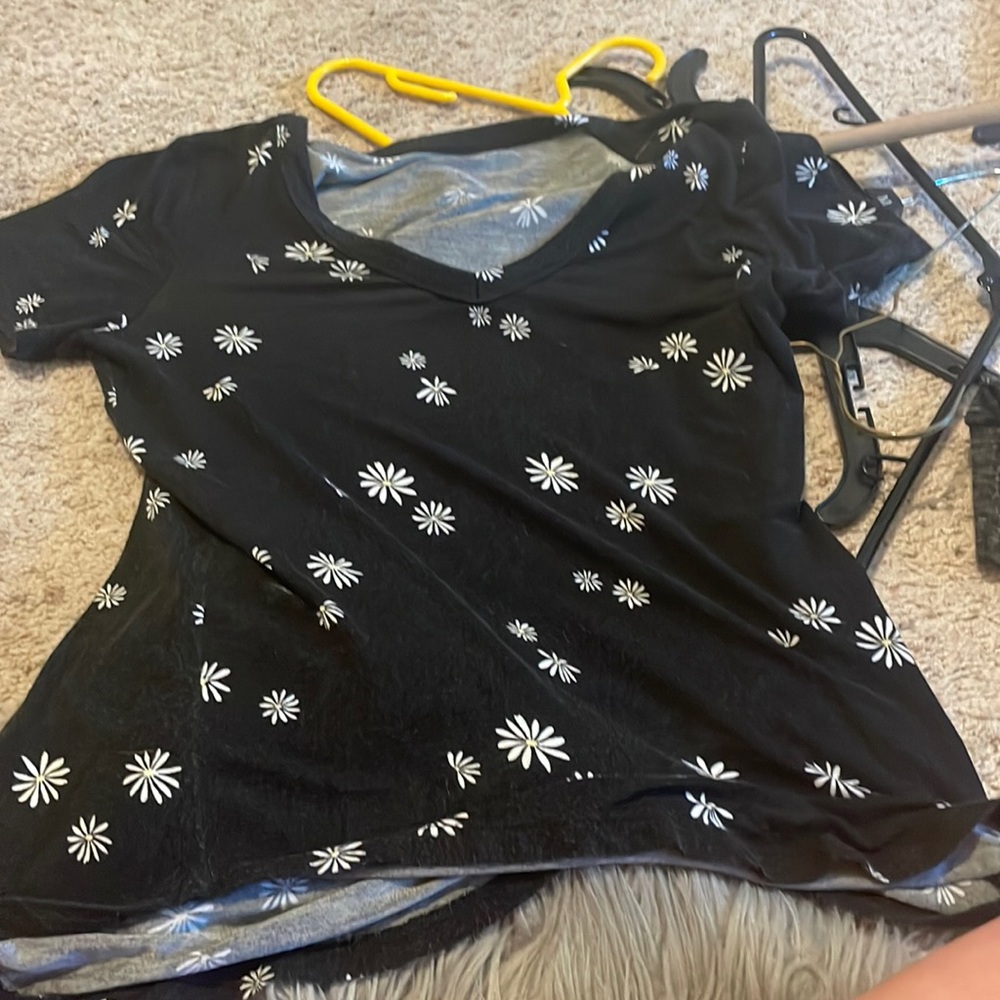 floral t shirt